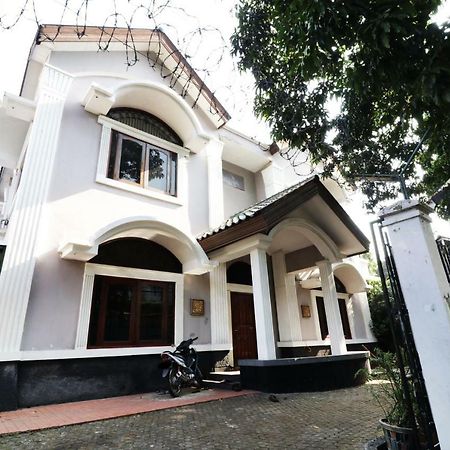 Backpack Syariah Cempaka Putih Barat Vandrerhjem Jakarta Eksteriør bilde